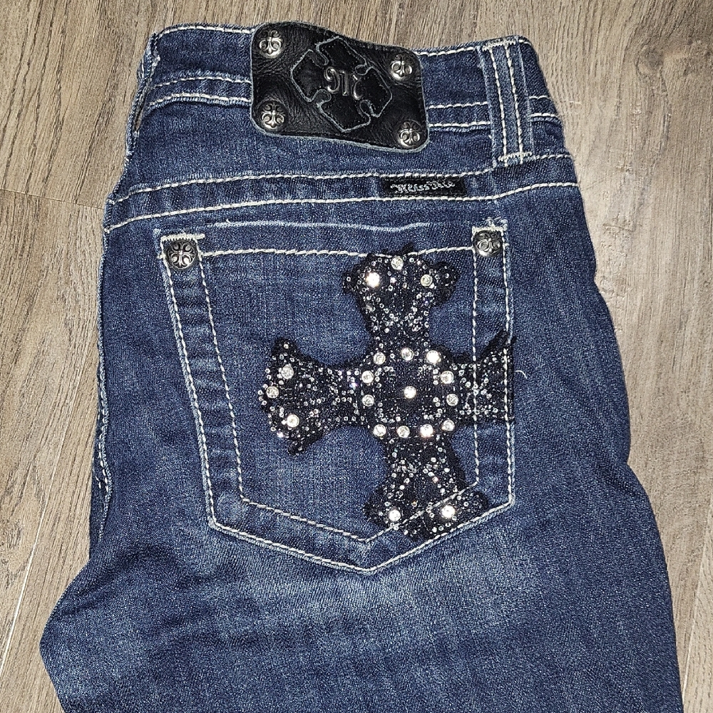 Miss Me Dark Blue Boot Cut Jeans with Rhinestone Cross Sz 30x33 1/2
